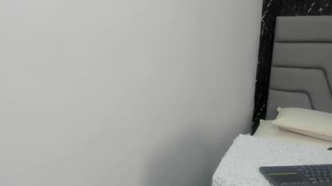 A N G I E.  online show from 01.10.26