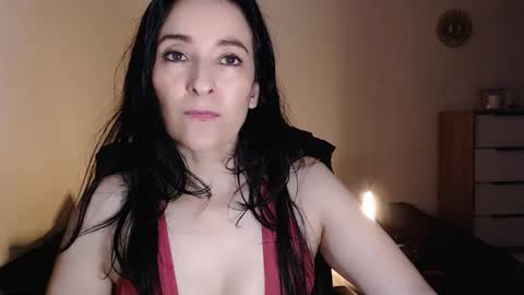 VALENTINA online show from 11.15.25