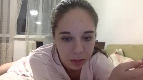 Snapshot of angle_cute05 chatting on 07.11.26 Angel Cute online show from 07.11.26