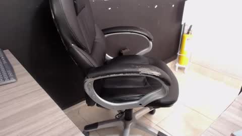 angy online show from 11.18.25