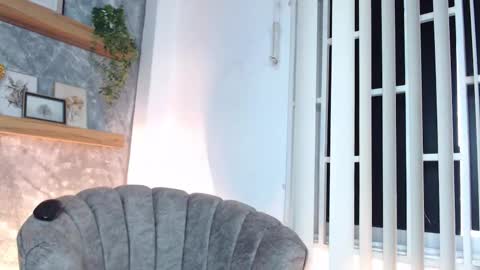 Snapshot of anicarter chatting on 11.24.25 online show from 11.24.25