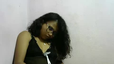 Snapshot of anielah chatting on 10.12.25 anielah online show from 10.12.25