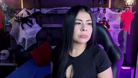 Snapshot of anijoness_ chatting on 10.22.25 Ani online show from 10.22.25