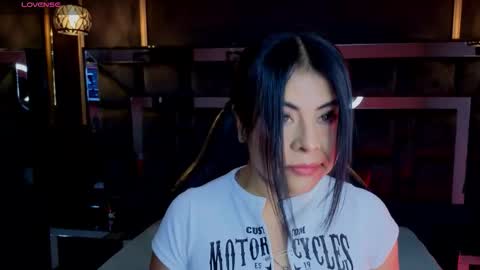 Snapshot of anijoness_ chatting on 11.06.25 Ani online show from 11.06.25