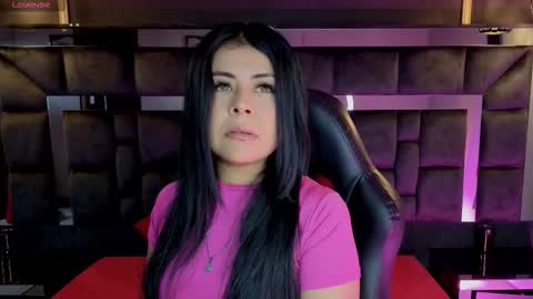 Snapshot of anijoness_ chatting on 11.17.25 Ani online show from 11.17.25