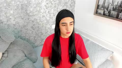 anika_h online show from 03.15.26