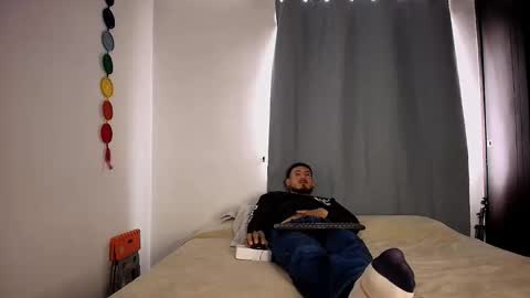 Snapshot of anika_lowen chatting on 09.18.25 Anika And Lowen Your Thumbs Up Are Super Important For Us online show from 09.18.25