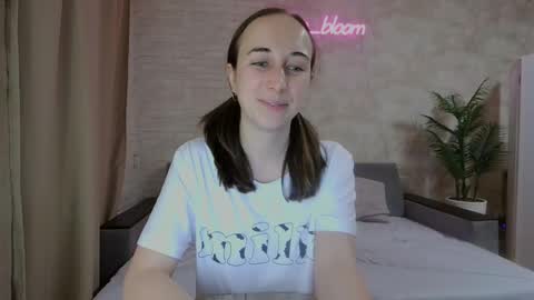 anikabloom online show from 01.22.25