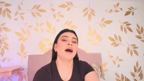 Lauren Anika online show from 01.14.25