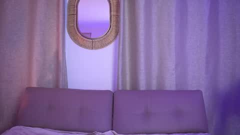 Lauren Anika online show from 02.07.25