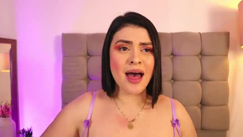 Lauren Anika online show from 02.21.25