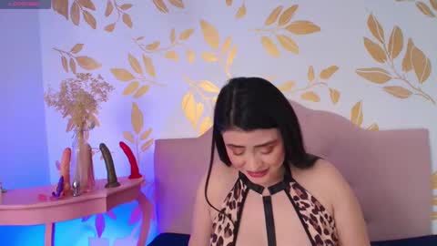 Lauren Anika online show from 02.25.25