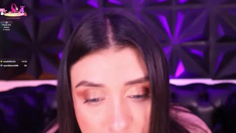 Lauren Anika online show from 11.14.25