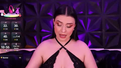 Lauren Anika online show from 11.15.25