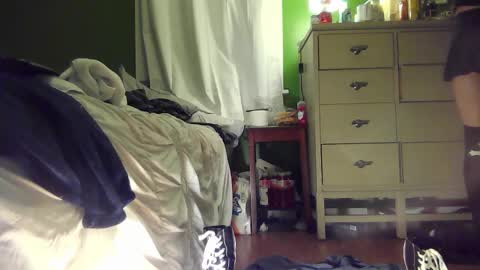 Snapshot of anilyseardor chatting on 12.14.25 Ani online show from 12.14.25