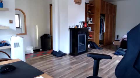 animal_michael online show from 03.10.26