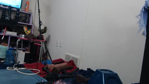 Snapshot of animergamergirl chatting on 01.19.25 Twitter at animegamergrl. No vids for sale on Chaturbate. online show from 01.19.25