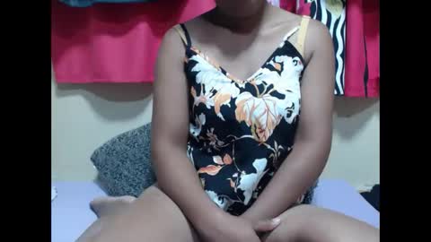 Snapshot of anishey chatting on 12.16.25 anishey online show from 12.16.25