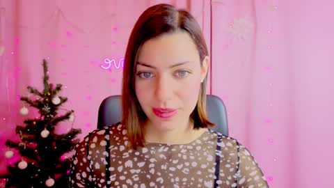 Snapshot of aniskyy chatting on 01.11.26 Anni online show from 01.11.26