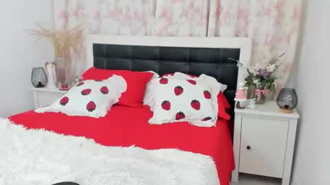 Anisia online show from 04.19.26