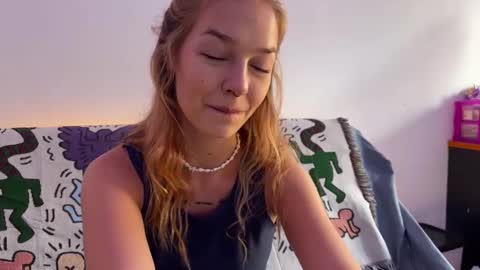 Snapshot of anita__hills chatting on 02.10.25 anita__hills online show from 02.10.25