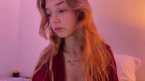 Snapshot of anita__hills chatting on 10.06.25 anita__hills online show from 10.06.25