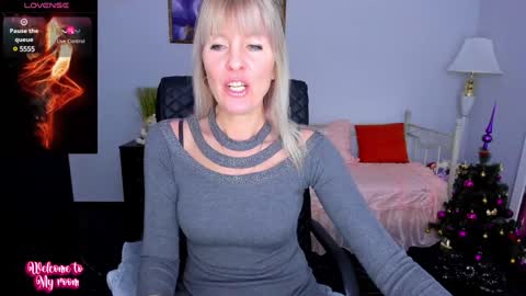 Anita online show from 12.21.24