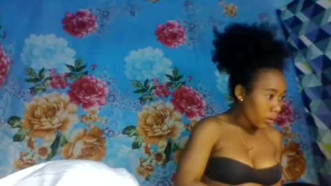 Snapshot of anitaazzh chatting on 06.16.26 anitaazzh online show from 06.16.26