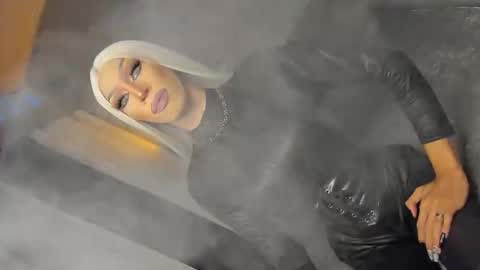 Miss Ann online show from 11.23.25