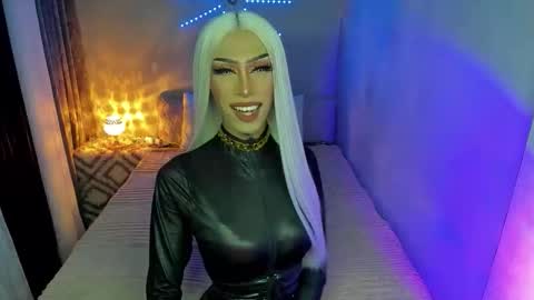 Miss Ann online show from 11.28.25