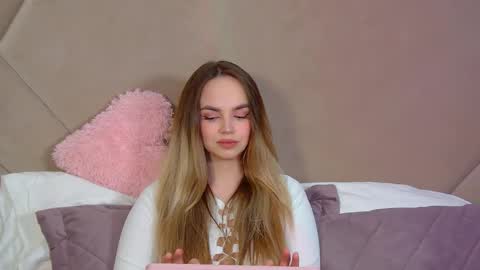 AnitaVenture online show from 04.04.26