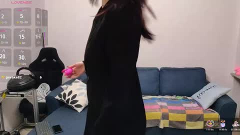 Anja online show from 12.21.25