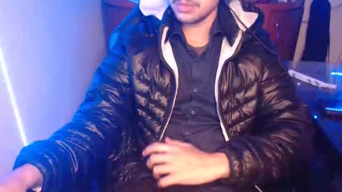 Snapshot of anjonoturno01 chatting on 10.06.25 anjonoturno01 online show from 10.06.25