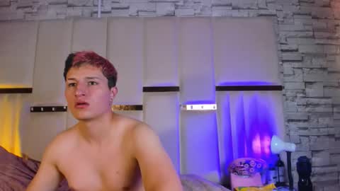 Snapshot of anlleloandangela chatting on 02.12.26 ANGEL AND TEFY online show from 02.12.26