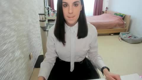 Anna online show from 03.04.25