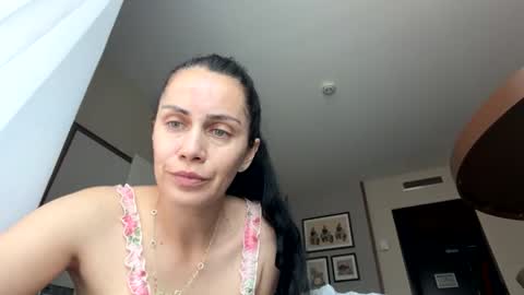 Anna online show from 05.25.26