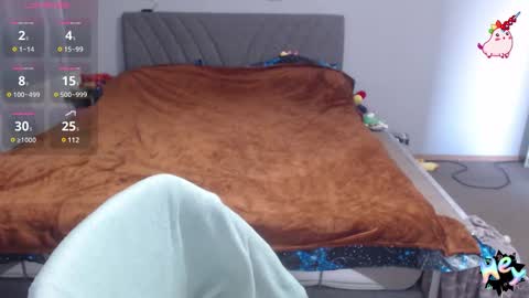 Anadirectgirl online show from 03.05.25