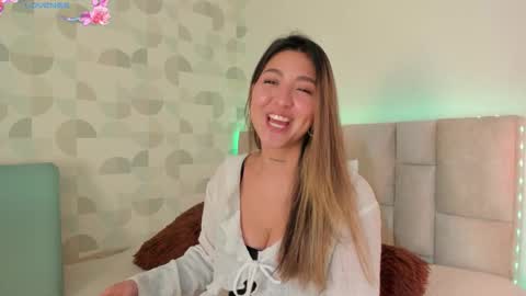 Snapshot of anna_loveu chatting on 09.22.25 Ana Lucia online show from 09.22.25