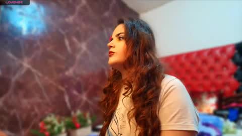 Snapshot of anna_lwice chatting on 12.18.25 Ana online show from 12.18.25