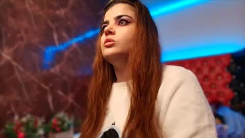 Snapshot of anna_lwice chatting on 12.22.25 Ana online show from 12.22.25