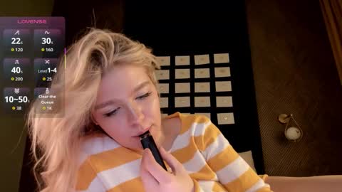 Snapshot of anna_robinson chatting on 03.16.26 Anna online show from 03.16.26