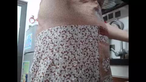 anna_xyz online show from 12.22.25