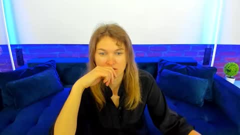 Snapshot of annabel_xxx chatting on 11.02.25 Annabel online show from 11.02.25