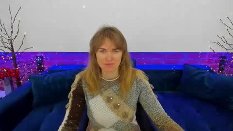 Snapshot of annabel_xxx chatting on 12.14.25 Annabel online show from 12.14.25