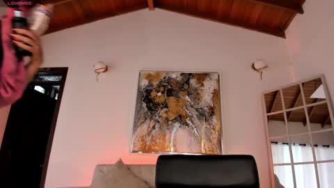 Anna Brooks  online show from 11.22.25