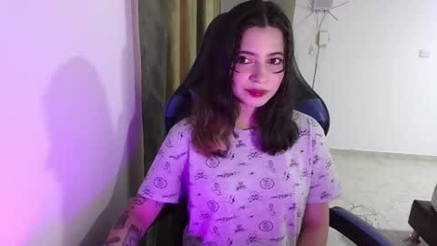 Anna online show from 10.04.25