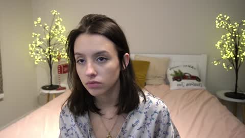 Snapshot of annaelys chatting on 01.25.25 Anna online show from 01.25.25