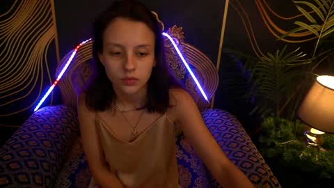 Snapshot of annaelys chatting on 01.29.25 Anna online show from 01.29.25