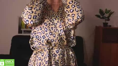 Anna online show from 12.23.25