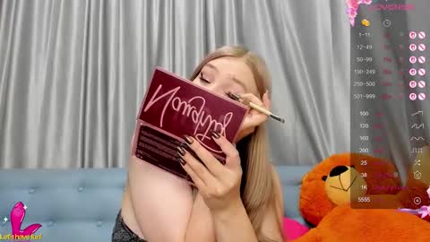 annakohot online show from 09.19.25